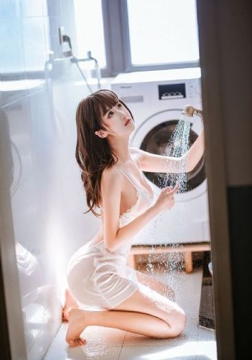 娇妻被别人开发调教沦陷_蓝光高清电影在线